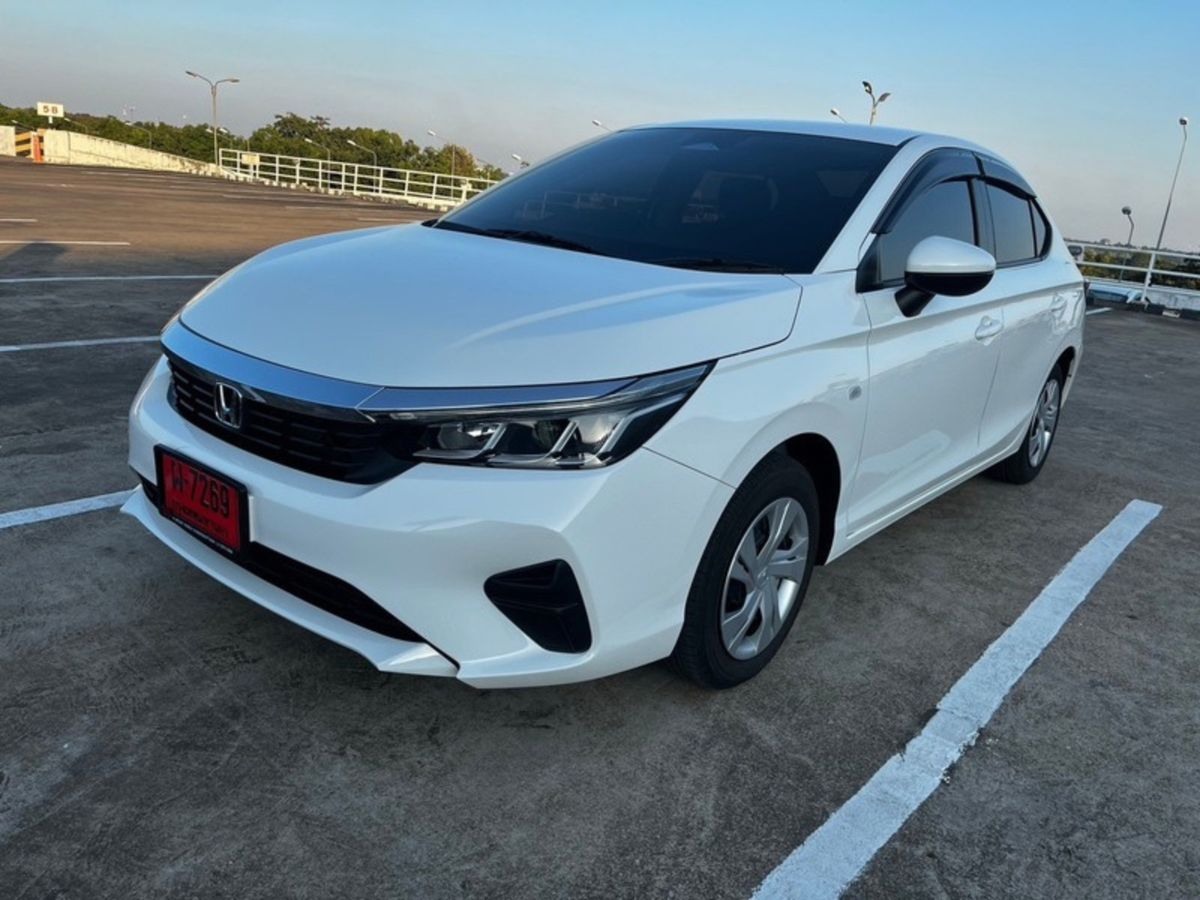 รถเช่าอุดรธานี Honda City สีขาว คันจริง